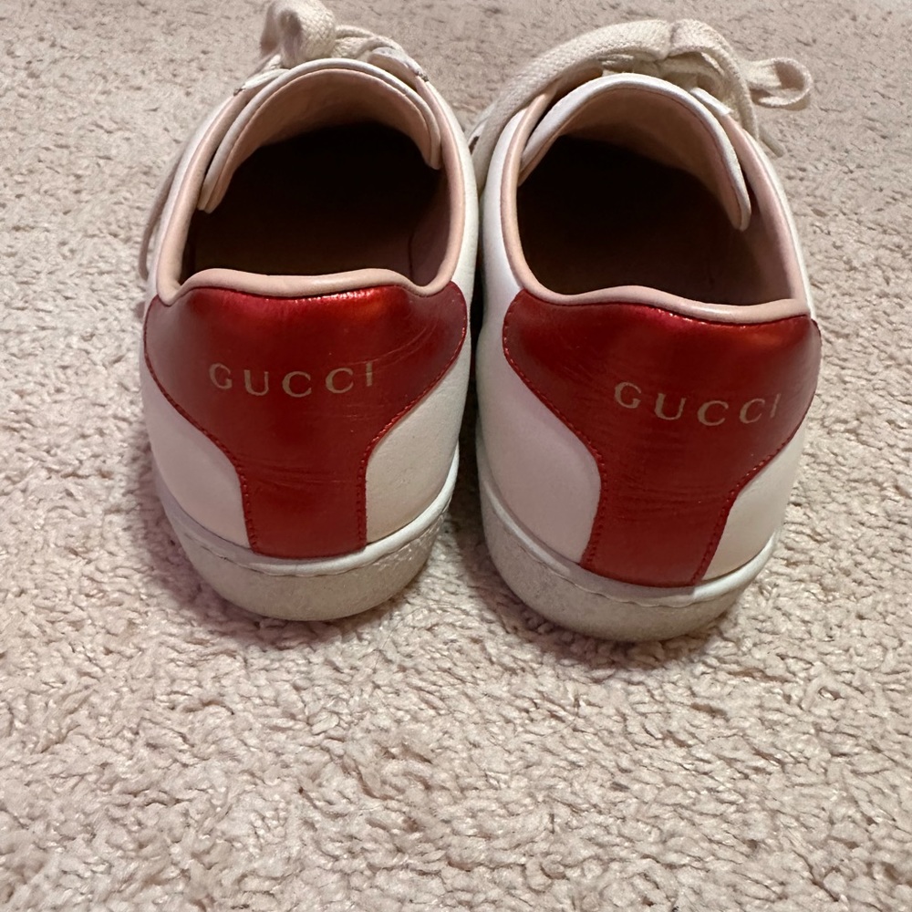 Gucci Sneakers - Picture 3 of 7